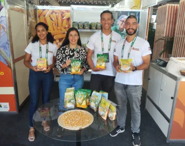 Estande da Copirecê apresenta cereal natural