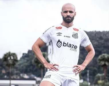 Thaciano, novo jogador do Santos