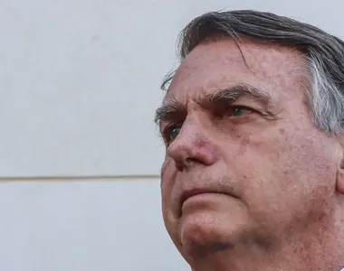 Jair Bolsonaro que ir para posse de Donald Trump