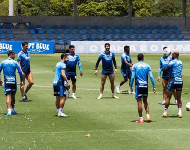 Treino desta segunda-feira (4) na Cidade Tricolor