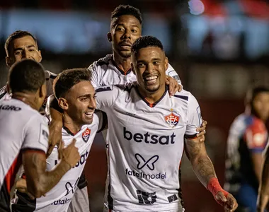 O Vitória garantiu a permanência na no Brasileirão de 2025