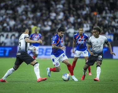 Esquadrão foi amplamente dominado pelo Corinthians em Itaquera