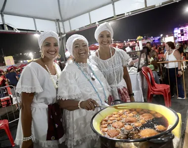 Acarajé está presente na Vila Gastronômica