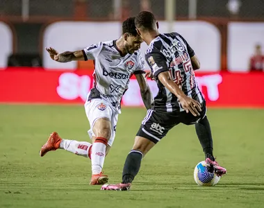 Vitória venceu o Atlético-MG por 4 a 2 no primeiro turno do Brasileirão, no Barradão