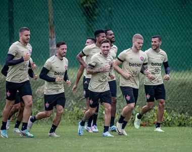 Jogadores do Vitória durante o dia de trabalhos