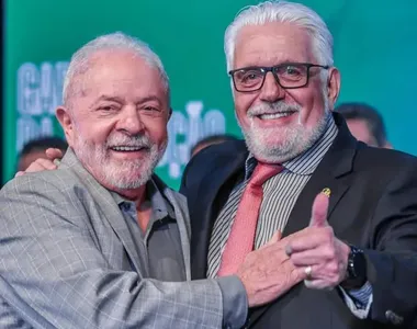 Lula ao lado de Jaques Wagner