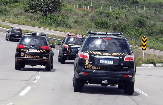 Imagem ilustrativa da imagem PF faz operação contra desvio de grana pública no interior da Bahia