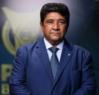 Imagem ilustrativa da imagem Com familiares, Ednaldo segue no comando dos bastidores da FBF