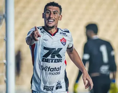 Gabriel Baralhas, meio-campista do Vitória