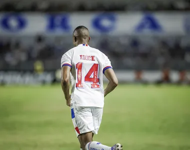 Erick, volante do Bahia, em noite de Copa do Nordeste