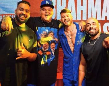 Banda 'Menos é Mais' se apresenta no Camarote Brahma nesta sexta-feira (28)