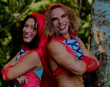 Tema escolhido é 'Chapeuzinho Vermelho'