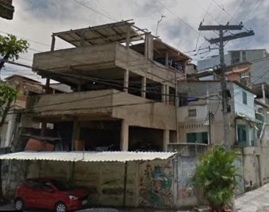 Suspeitos de integrarem facção abrem fogo contra PMs