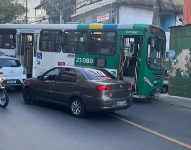 Moradores fizeram protesto contra morte de jovem