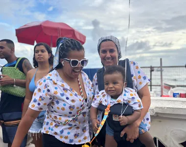 Fernanda Martins, Caroline Rocha e Ravi Bravo