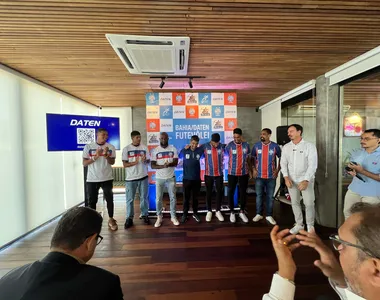 Apresentação oficial do noto time do Esquadrão de Aço