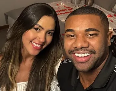Davi e Adriana terminaram há cerca de um mês