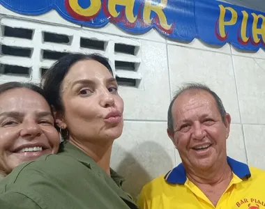 Ivete visita barzinho na Pituba aproveitnado clima de festa