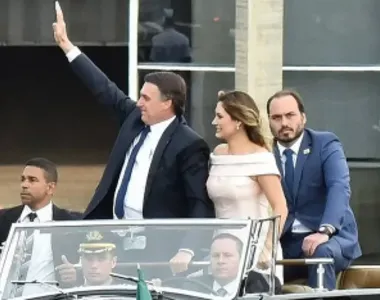 Carlos Bolsonaro detesta esposa do pai