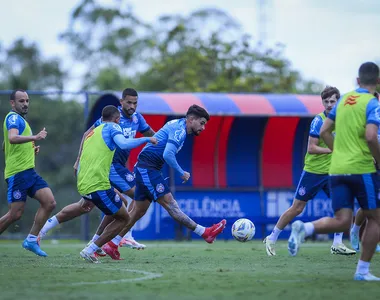 Bahia aposta na experiência contra o The Strongest