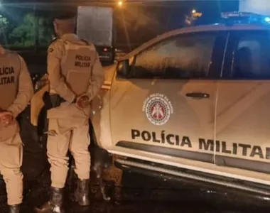 A polícia continua as buscas pelos responsáveis pelo ataque