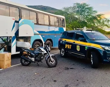 Moto recuperada no bagageiro do ônibus