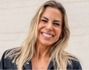 Joana Prada diz que se converteu graças ao marido, Vitor Belfort