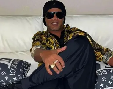 Ronaldinho Gaúcho crê que Carlo Ancelotti dará certo na Seleção Brasileira