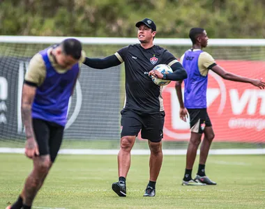 Treino do Vitória, na Toca do Leão, nesta quinta-feira (6)