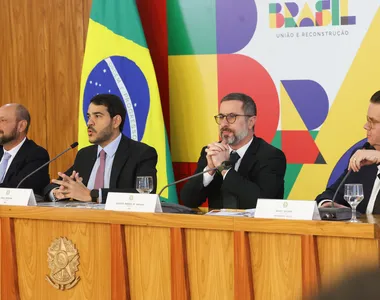 Coletiva de imprensa para atualização da Operação Sem Desconto com os ministros Jorge Messias (AGU), Vinicius Marques de Carvalho (CGU), Wolney Queiroz (Previdência Social) e o presidente do INSS, Gilberto Waller. Foto Antônio Cruz/ Agência Brasil.