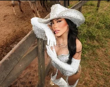 Funkeira está mostrando 'para que veio' no reality rural