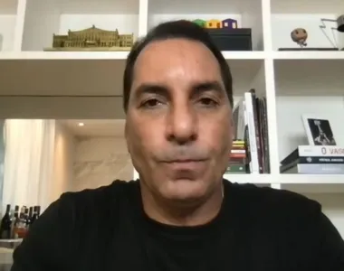 Edmundo cometeu uma gafe e viralizou nas redes sociais
