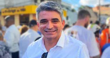 Imagem ilustrativa da imagem Embaixador do Movimento Vitória SAF cola nos festejos do 2 de julho