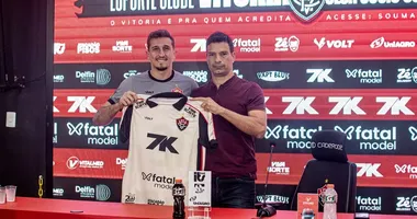 Imagem ilustrativa da imagem Novo goleiro do Vitória revela admiração por Rogério Ceni