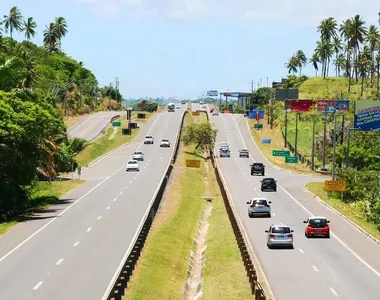 BA-099 leva a municípios do Litoral Norte