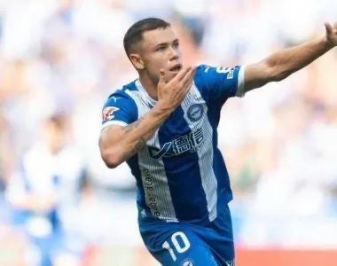 Centroavante está no Alavés da Espanha
