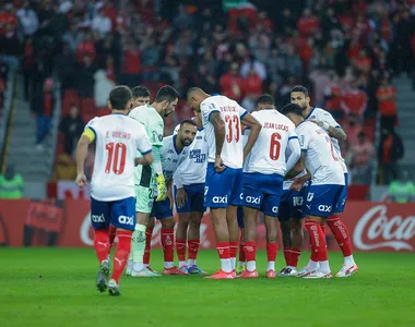 Bahia perde para o Internacional, no Beira-Rio