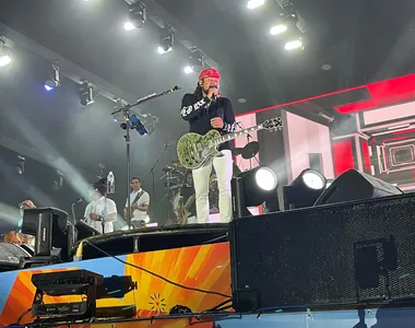 Bell Marques agitou esta noite de São João