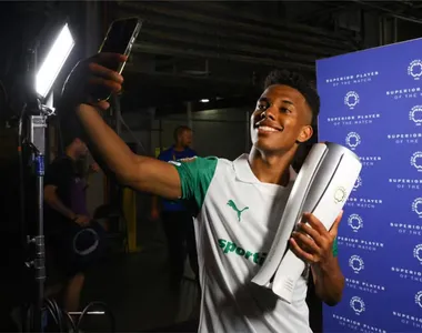 Estêvão já levou o prêmio de melhor jogador da partida por duas vezes