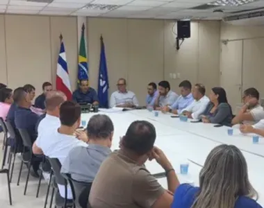 Bruno Reis em reunião com os vereadores
