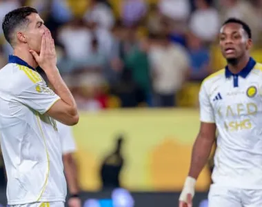 Cristiano Ronaldo busca marcar mil gols na carreira