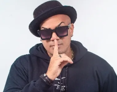 Cantor, compositor e empresário Mister Galiza