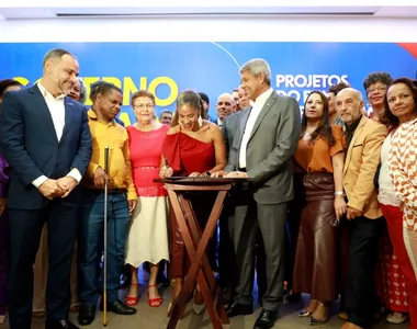 Jerônimo durante firmamento do convênio
