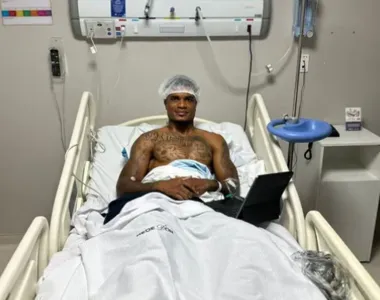 Jamerson publicou foto nas redes sociais após realizar o procedimento cirúrgico