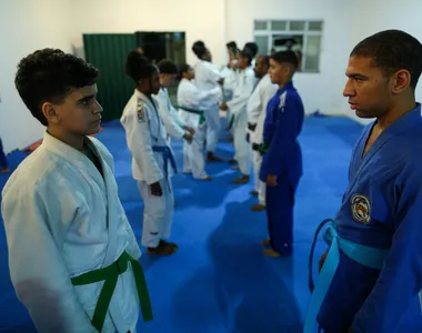 Alunos que encontraram no esporte uma forma de combater a criminalidade e fugir da tentação das ruas