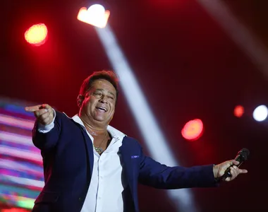 Leonardo durante show em Salvador