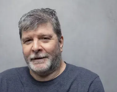Autor é deficiente e não possui os movimentos das pernas