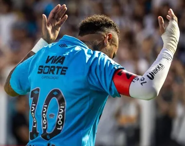 Jogador esticou o vínculo de permanência com o Santos