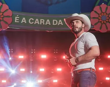 Murilo Huff durante show