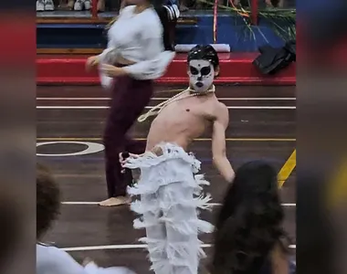 Performance de 'Homem Com H' aconteceu em instituição particular